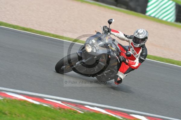 Motorcycle action photographs;Trackday digital images;event digital images;eventdigitalimages;no limits trackday;oulton park;oulton park circuit cheshire;oulton park photographs;peter wileman photography;trackday;trackday photos