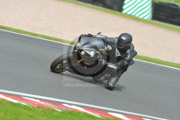 Motorcycle action photographs;Trackday digital images;event digital images;eventdigitalimages;no limits trackday;oulton park;oulton park circuit cheshire;oulton park photographs;peter wileman photography;trackday;trackday photos