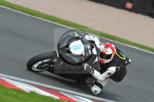 Motorcycle action photographs;Trackday digital images;event digital images;eventdigitalimages;no limits trackday;oulton park;oulton park circuit cheshire;oulton park photographs;peter wileman photography;trackday;trackday photos