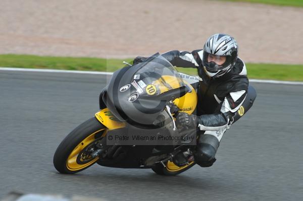 Motorcycle action photographs;Trackday digital images;event digital images;eventdigitalimages;no limits trackday;oulton park;oulton park circuit cheshire;oulton park photographs;peter wileman photography;trackday;trackday photos