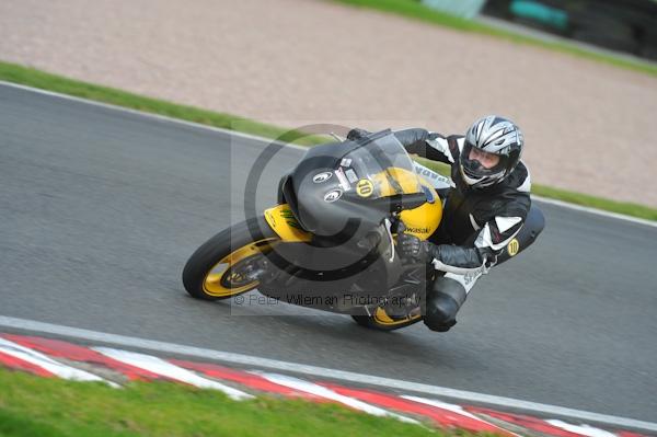 Motorcycle action photographs;Trackday digital images;event digital images;eventdigitalimages;no limits trackday;oulton park;oulton park circuit cheshire;oulton park photographs;peter wileman photography;trackday;trackday photos