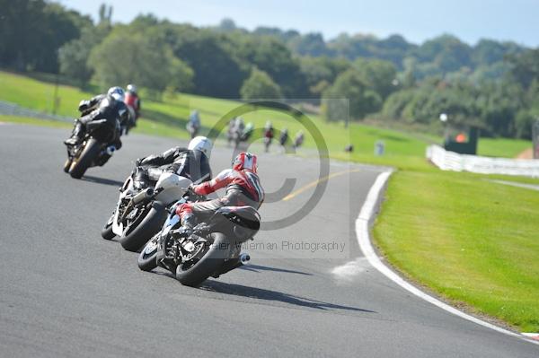 Motorcycle action photographs;Trackday digital images;event digital images;eventdigitalimages;no limits trackday;oulton park;oulton park circuit cheshire;oulton park photographs;peter wileman photography;trackday;trackday photos