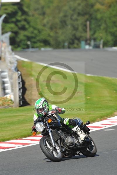 Motorcycle action photographs;Trackday digital images;event digital images;eventdigitalimages;no limits trackday;oulton park;oulton park circuit cheshire;oulton park photographs;peter wileman photography;trackday;trackday photos