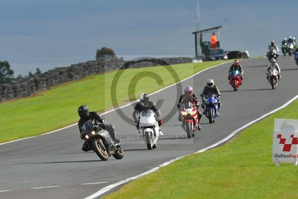 Motorcycle action photographs;Trackday digital images;event digital images;eventdigitalimages;no limits trackday;oulton park;oulton park circuit cheshire;oulton park photographs;peter wileman photography;trackday;trackday photos