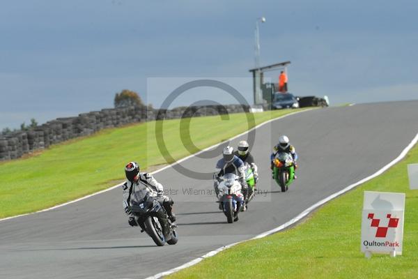 Motorcycle action photographs;Trackday digital images;event digital images;eventdigitalimages;no limits trackday;oulton park;oulton park circuit cheshire;oulton park photographs;peter wileman photography;trackday;trackday photos