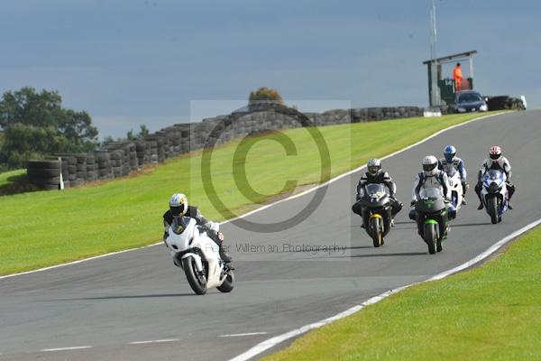 Motorcycle action photographs;Trackday digital images;event digital images;eventdigitalimages;no limits trackday;oulton park;oulton park circuit cheshire;oulton park photographs;peter wileman photography;trackday;trackday photos