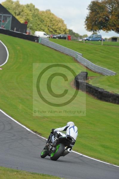 Motorcycle action photographs;Trackday digital images;event digital images;eventdigitalimages;no limits trackday;oulton park;oulton park circuit cheshire;oulton park photographs;peter wileman photography;trackday;trackday photos