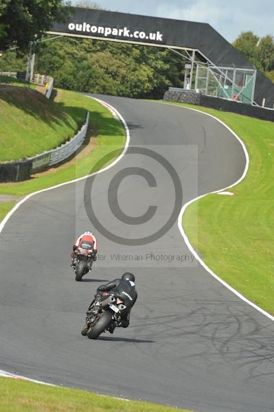 Motorcycle action photographs;Trackday digital images;event digital images;eventdigitalimages;no limits trackday;oulton park;oulton park circuit cheshire;oulton park photographs;peter wileman photography;trackday;trackday photos