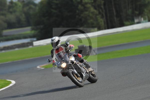 Motorcycle action photographs;Trackday digital images;event digital images;eventdigitalimages;no limits trackday;oulton park;oulton park circuit cheshire;oulton park photographs;peter wileman photography;trackday;trackday photos