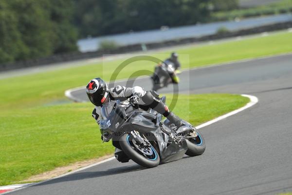 Motorcycle action photographs;Trackday digital images;event digital images;eventdigitalimages;no limits trackday;oulton park;oulton park circuit cheshire;oulton park photographs;peter wileman photography;trackday;trackday photos