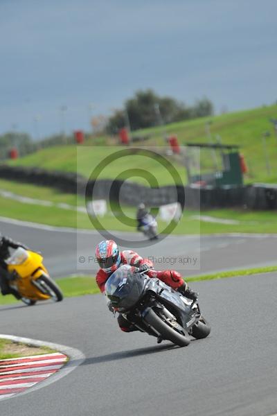 Motorcycle action photographs;Trackday digital images;event digital images;eventdigitalimages;no limits trackday;oulton park;oulton park circuit cheshire;oulton park photographs;peter wileman photography;trackday;trackday photos