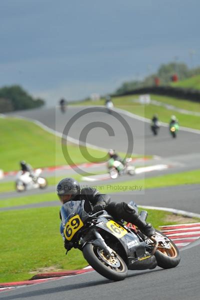 Motorcycle action photographs;Trackday digital images;event digital images;eventdigitalimages;no limits trackday;oulton park;oulton park circuit cheshire;oulton park photographs;peter wileman photography;trackday;trackday photos