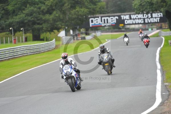 Motorcycle action photographs;Trackday digital images;event digital images;eventdigitalimages;no limits trackday;oulton park;oulton park circuit cheshire;oulton park photographs;peter wileman photography;trackday;trackday photos