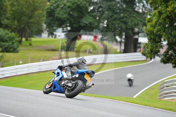 Motorcycle action photographs;Trackday digital images;event digital images;eventdigitalimages;no limits trackday;oulton park;oulton park circuit cheshire;oulton park photographs;peter wileman photography;trackday;trackday photos
