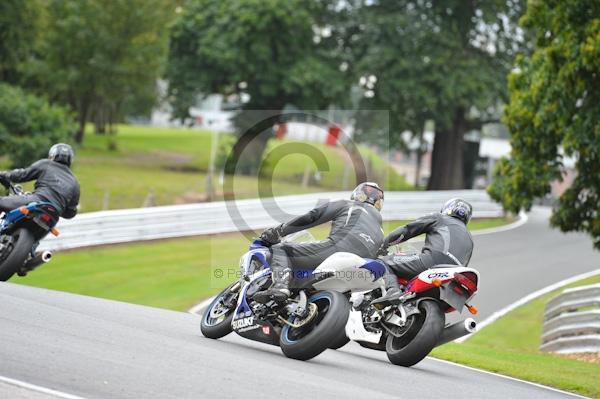 Motorcycle action photographs;Trackday digital images;event digital images;eventdigitalimages;no limits trackday;oulton park;oulton park circuit cheshire;oulton park photographs;peter wileman photography;trackday;trackday photos