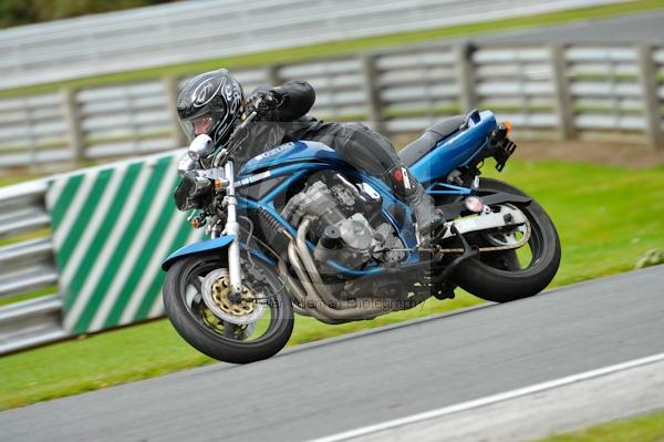 Motorcycle action photographs;Trackday digital images;event digital images;eventdigitalimages;no limits trackday;oulton park;oulton park circuit cheshire;oulton park photographs;peter wileman photography;trackday;trackday photos