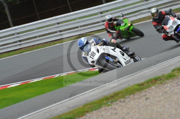 Motorcycle action photographs;Trackday digital images;event digital images;eventdigitalimages;no limits trackday;oulton park;oulton park circuit cheshire;oulton park photographs;peter wileman photography;trackday;trackday photos