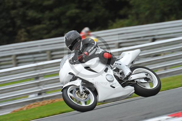 Motorcycle action photographs;Trackday digital images;event digital images;eventdigitalimages;no limits trackday;oulton park;oulton park circuit cheshire;oulton park photographs;peter wileman photography;trackday;trackday photos
