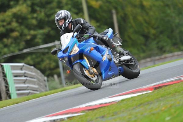 Motorcycle action photographs;Trackday digital images;event digital images;eventdigitalimages;no limits trackday;oulton park;oulton park circuit cheshire;oulton park photographs;peter wileman photography;trackday;trackday photos
