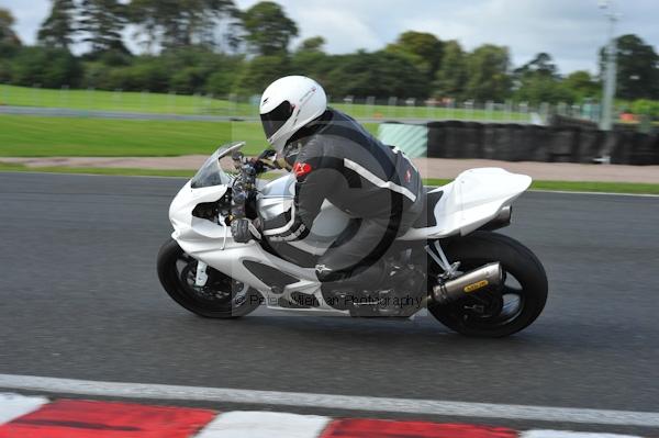 Motorcycle action photographs;Trackday digital images;event digital images;eventdigitalimages;no limits trackday;oulton park;oulton park circuit cheshire;oulton park photographs;peter wileman photography;trackday;trackday photos