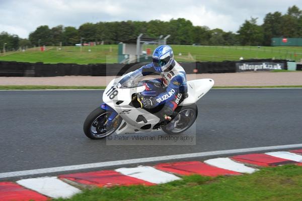 Motorcycle action photographs;Trackday digital images;event digital images;eventdigitalimages;no limits trackday;oulton park;oulton park circuit cheshire;oulton park photographs;peter wileman photography;trackday;trackday photos