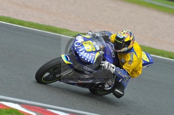 Motorcycle action photographs;Trackday digital images;event digital images;eventdigitalimages;no limits trackday;oulton park;oulton park circuit cheshire;oulton park photographs;peter wileman photography;trackday;trackday photos