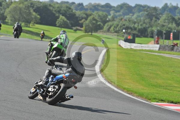 Motorcycle action photographs;Trackday digital images;event digital images;eventdigitalimages;no limits trackday;oulton park;oulton park circuit cheshire;oulton park photographs;peter wileman photography;trackday;trackday photos