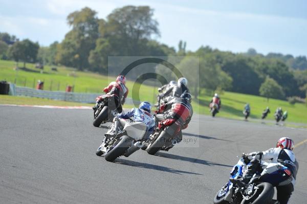 Motorcycle action photographs;Trackday digital images;event digital images;eventdigitalimages;no limits trackday;oulton park;oulton park circuit cheshire;oulton park photographs;peter wileman photography;trackday;trackday photos