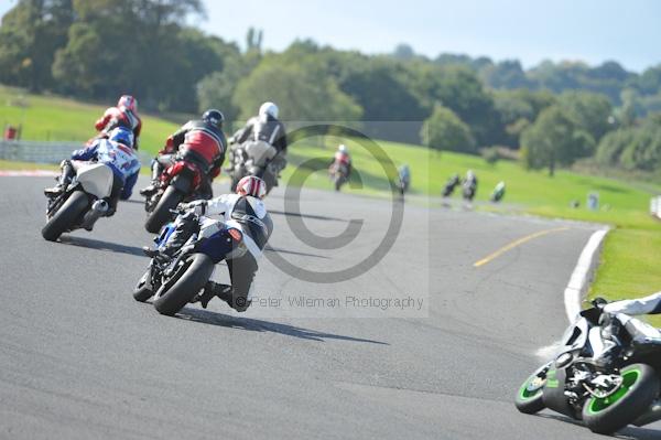 Motorcycle action photographs;Trackday digital images;event digital images;eventdigitalimages;no limits trackday;oulton park;oulton park circuit cheshire;oulton park photographs;peter wileman photography;trackday;trackday photos