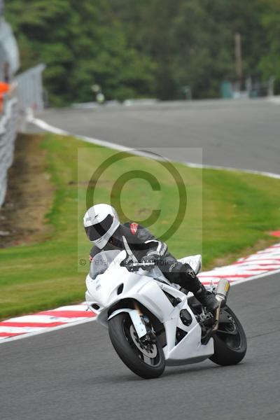 Motorcycle action photographs;Trackday digital images;event digital images;eventdigitalimages;no limits trackday;oulton park;oulton park circuit cheshire;oulton park photographs;peter wileman photography;trackday;trackday photos