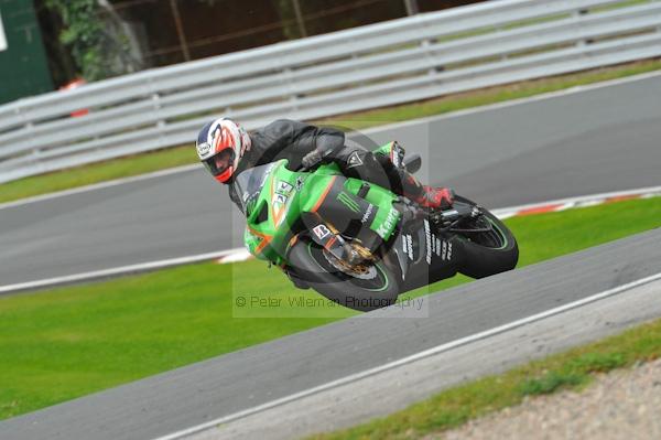 Motorcycle action photographs;Trackday digital images;event digital images;eventdigitalimages;no limits trackday;oulton park;oulton park circuit cheshire;oulton park photographs;peter wileman photography;trackday;trackday photos