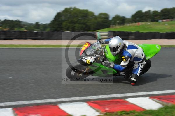 Motorcycle action photographs;Trackday digital images;event digital images;eventdigitalimages;no limits trackday;oulton park;oulton park circuit cheshire;oulton park photographs;peter wileman photography;trackday;trackday photos