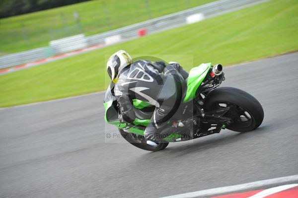 Motorcycle action photographs;Trackday digital images;event digital images;eventdigitalimages;no limits trackday;oulton park;oulton park circuit cheshire;oulton park photographs;peter wileman photography;trackday;trackday photos