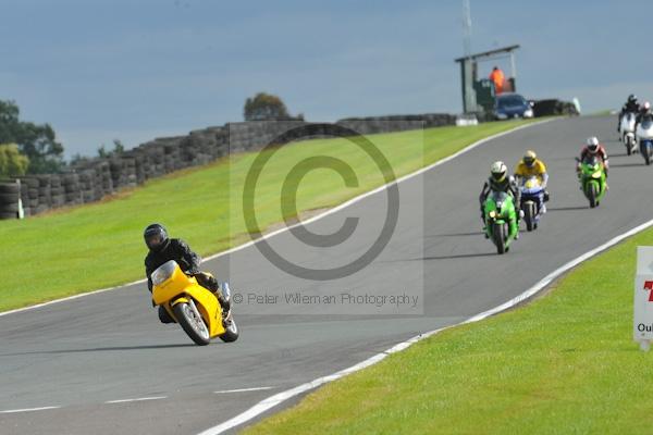 Motorcycle action photographs;Trackday digital images;event digital images;eventdigitalimages;no limits trackday;oulton park;oulton park circuit cheshire;oulton park photographs;peter wileman photography;trackday;trackday photos