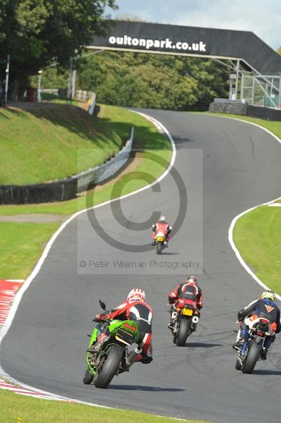 Motorcycle action photographs;Trackday digital images;event digital images;eventdigitalimages;no limits trackday;oulton park;oulton park circuit cheshire;oulton park photographs;peter wileman photography;trackday;trackday photos