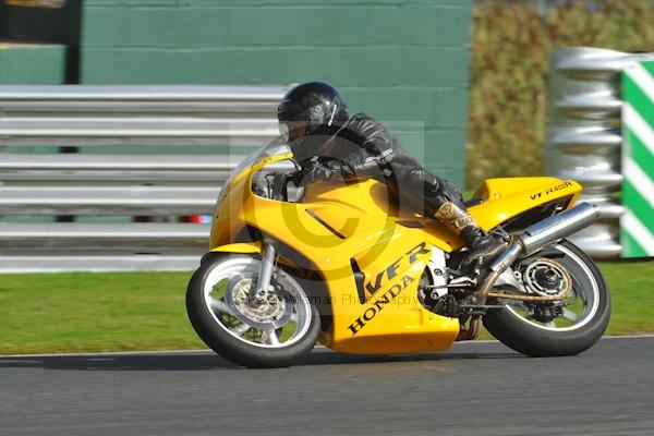 Motorcycle action photographs;Trackday digital images;event digital images;eventdigitalimages;no limits trackday;oulton park;oulton park circuit cheshire;oulton park photographs;peter wileman photography;trackday;trackday photos