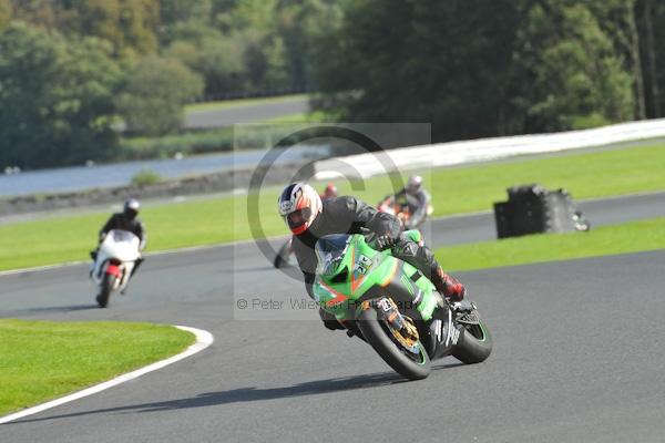 Motorcycle action photographs;Trackday digital images;event digital images;eventdigitalimages;no limits trackday;oulton park;oulton park circuit cheshire;oulton park photographs;peter wileman photography;trackday;trackday photos