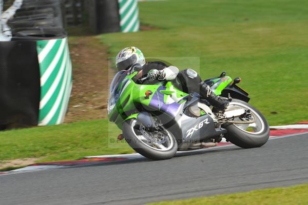 Motorcycle action photographs;Trackday digital images;event digital images;eventdigitalimages;no limits trackday;oulton park;oulton park circuit cheshire;oulton park photographs;peter wileman photography;trackday;trackday photos