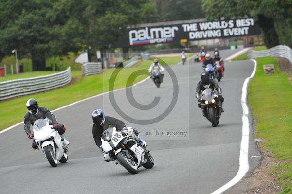 Motorcycle action photographs;Trackday digital images;event digital images;eventdigitalimages;no limits trackday;oulton park;oulton park circuit cheshire;oulton park photographs;peter wileman photography;trackday;trackday photos