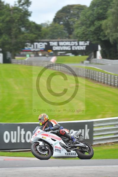 Motorcycle action photographs;Trackday digital images;event digital images;eventdigitalimages;no limits trackday;oulton park;oulton park circuit cheshire;oulton park photographs;peter wileman photography;trackday;trackday photos