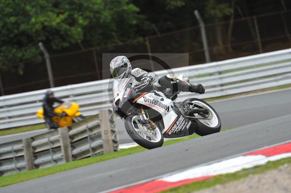 Motorcycle action photographs;Trackday digital images;event digital images;eventdigitalimages;no limits trackday;oulton park;oulton park circuit cheshire;oulton park photographs;peter wileman photography;trackday;trackday photos