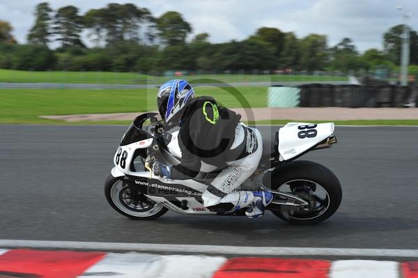 Motorcycle action photographs;Trackday digital images;event digital images;eventdigitalimages;no limits trackday;oulton park;oulton park circuit cheshire;oulton park photographs;peter wileman photography;trackday;trackday photos