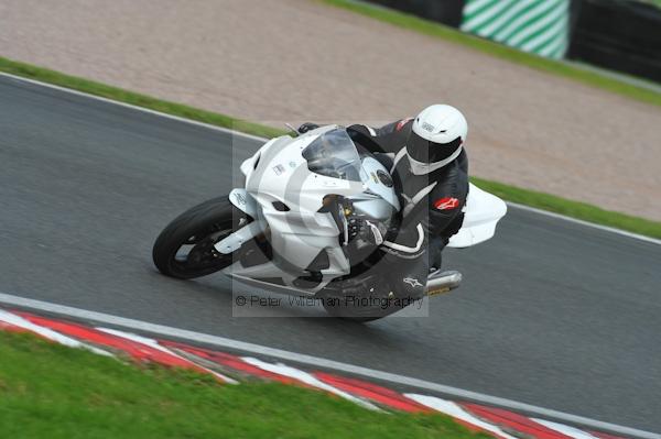 Motorcycle action photographs;Trackday digital images;event digital images;eventdigitalimages;no limits trackday;oulton park;oulton park circuit cheshire;oulton park photographs;peter wileman photography;trackday;trackday photos