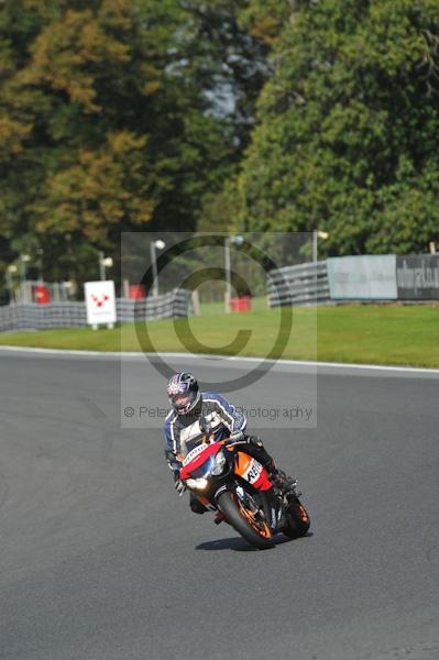Motorcycle action photographs;Trackday digital images;event digital images;eventdigitalimages;no limits trackday;oulton park;oulton park circuit cheshire;oulton park photographs;peter wileman photography;trackday;trackday photos