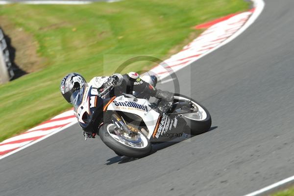 Motorcycle action photographs;Trackday digital images;event digital images;eventdigitalimages;no limits trackday;oulton park;oulton park circuit cheshire;oulton park photographs;peter wileman photography;trackday;trackday photos