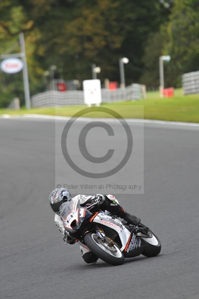 Motorcycle action photographs;Trackday digital images;event digital images;eventdigitalimages;no limits trackday;oulton park;oulton park circuit cheshire;oulton park photographs;peter wileman photography;trackday;trackday photos