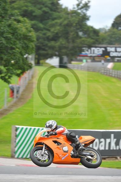 Motorcycle action photographs;Trackday digital images;event digital images;eventdigitalimages;no limits trackday;oulton park;oulton park circuit cheshire;oulton park photographs;peter wileman photography;trackday;trackday photos