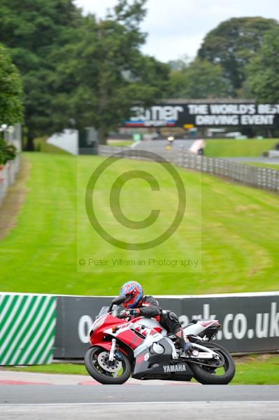 Motorcycle action photographs;Trackday digital images;event digital images;eventdigitalimages;no limits trackday;oulton park;oulton park circuit cheshire;oulton park photographs;peter wileman photography;trackday;trackday photos