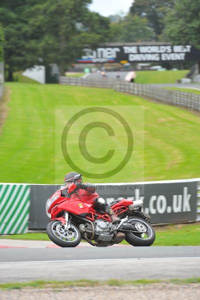 Motorcycle action photographs;Trackday digital images;event digital images;eventdigitalimages;no limits trackday;oulton park;oulton park circuit cheshire;oulton park photographs;peter wileman photography;trackday;trackday photos
