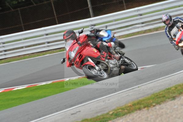 Motorcycle action photographs;Trackday digital images;event digital images;eventdigitalimages;no limits trackday;oulton park;oulton park circuit cheshire;oulton park photographs;peter wileman photography;trackday;trackday photos